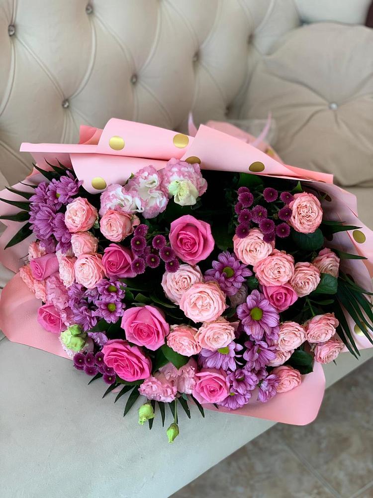 Букет цветов из: Хризантемы, Розы и Лизиантусы в Куйбышево Ростовская область