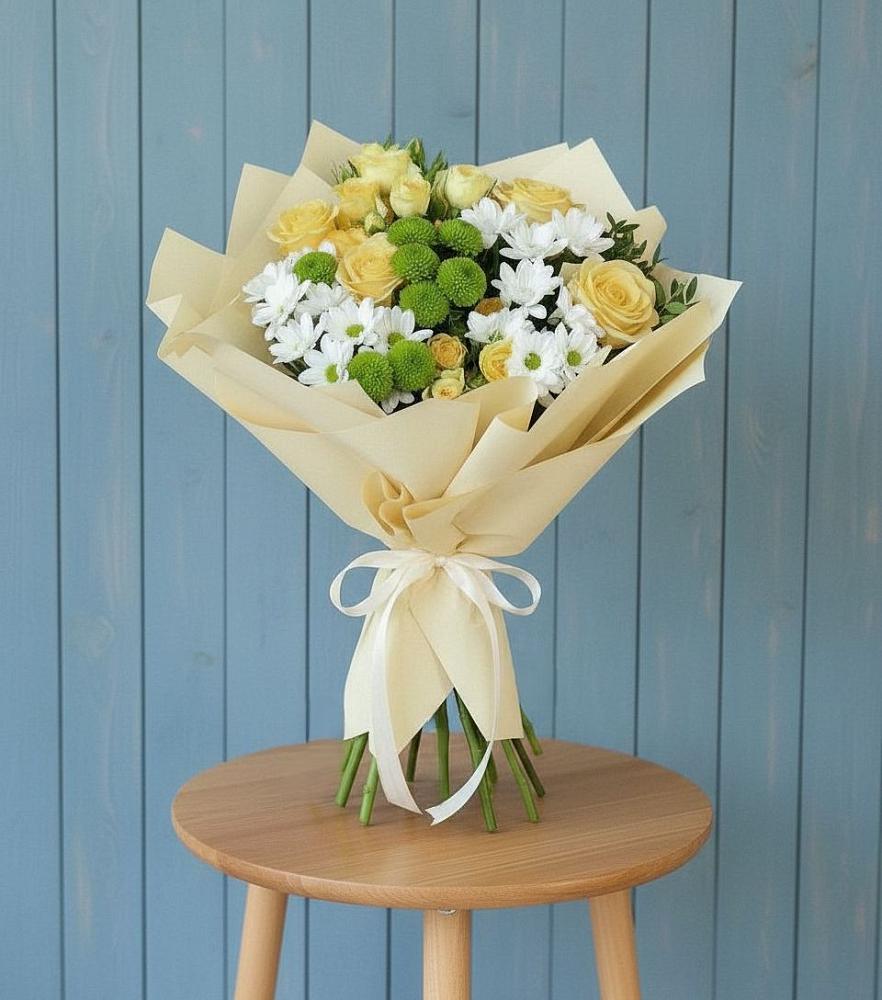 Букет цветов из: Хризантемы и Розы в Куйбышево Ростовская область