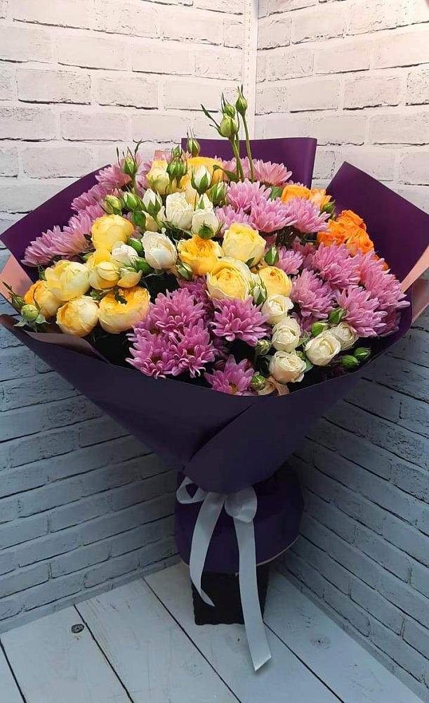 Букет цветов из: Хризантемы и Розы в Куйбышево Ростовская область