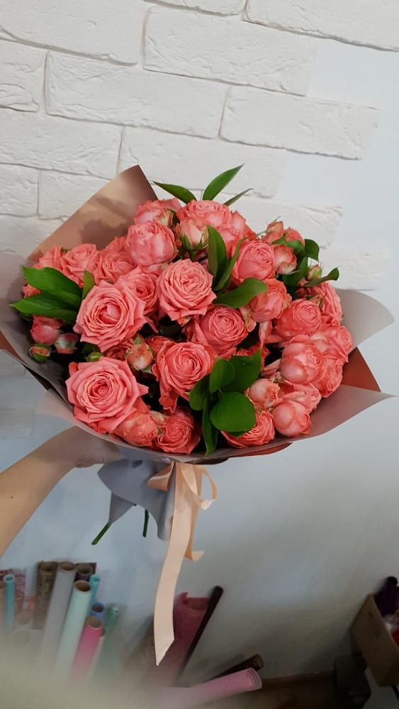 Букет цветов из: Розы в Куйбышево Ростовская область