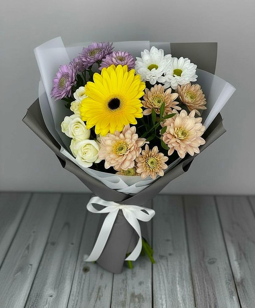 Букет цветов из: Розы, Герберы и Хризантемы в Куйбышево Ростовская область