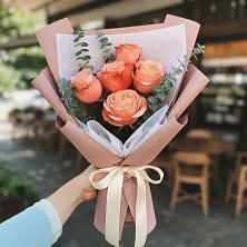 Букет цветов из:  Розы в Куйбышево Ростовская область