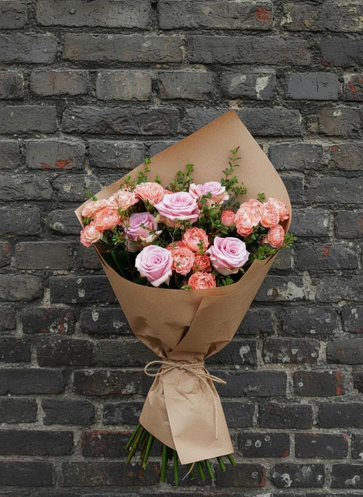 Букет цветов из: Розы в Куйбышево Ростовская область